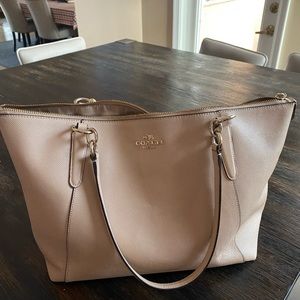Coach shoulder purse